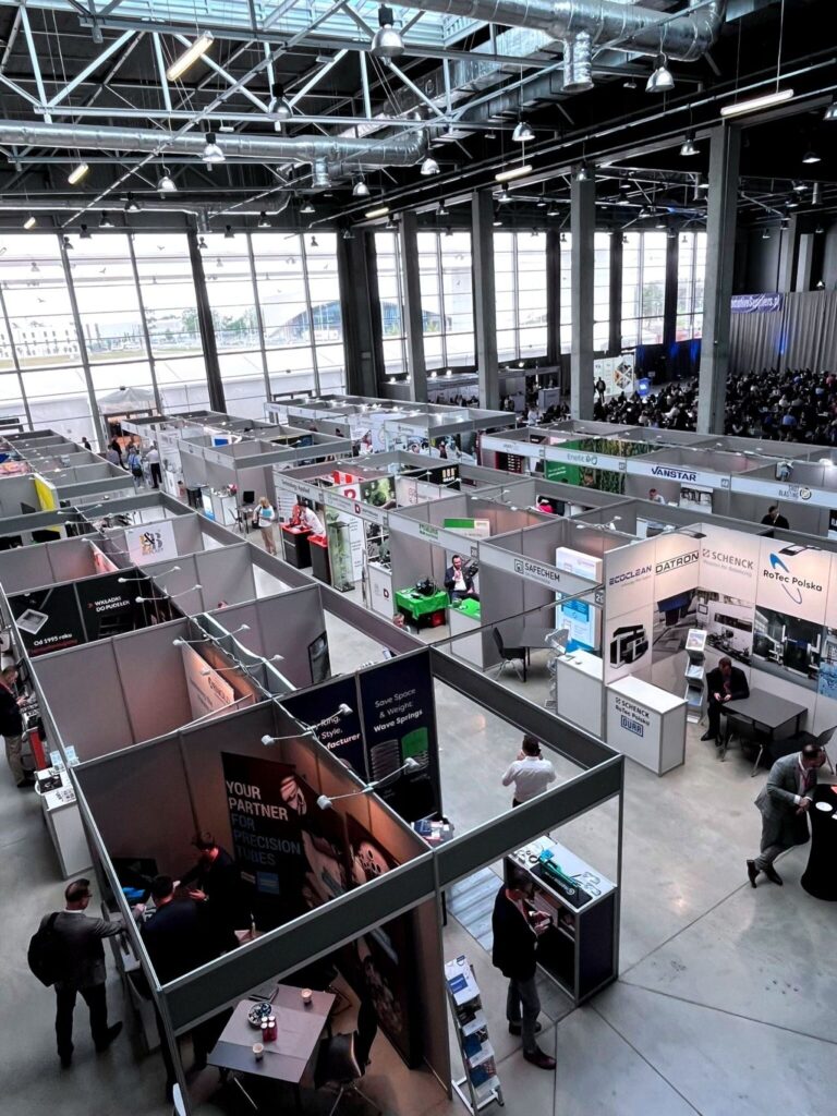 Automotive Cee Day, Alucrom Lakiernia Przemysłowa, Lider na rynku